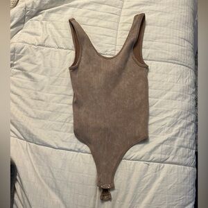 Light brown/tan Forever21 ribbed body suit! Size small